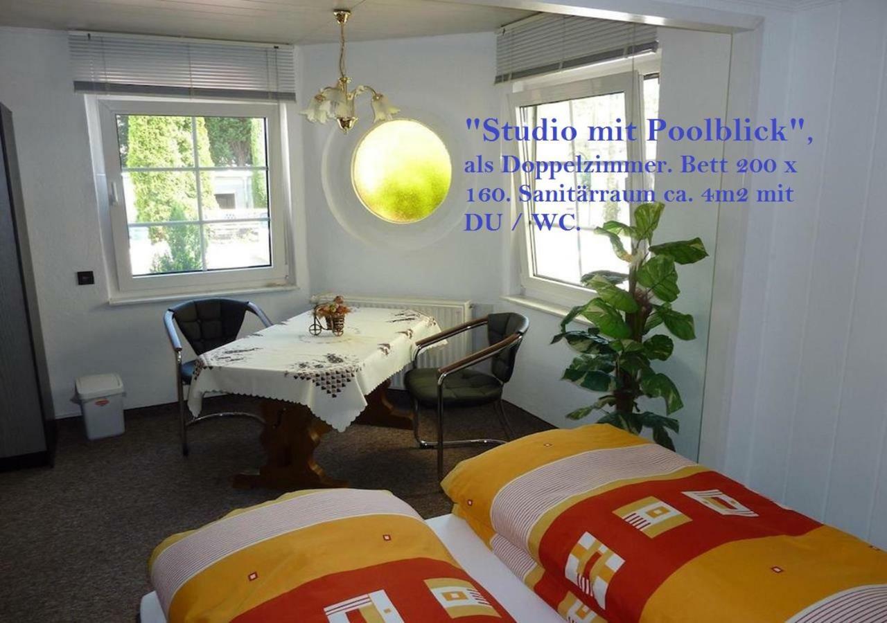 Neuseusslitz 明希“安慕安格”旅馆酒店 外观 照片